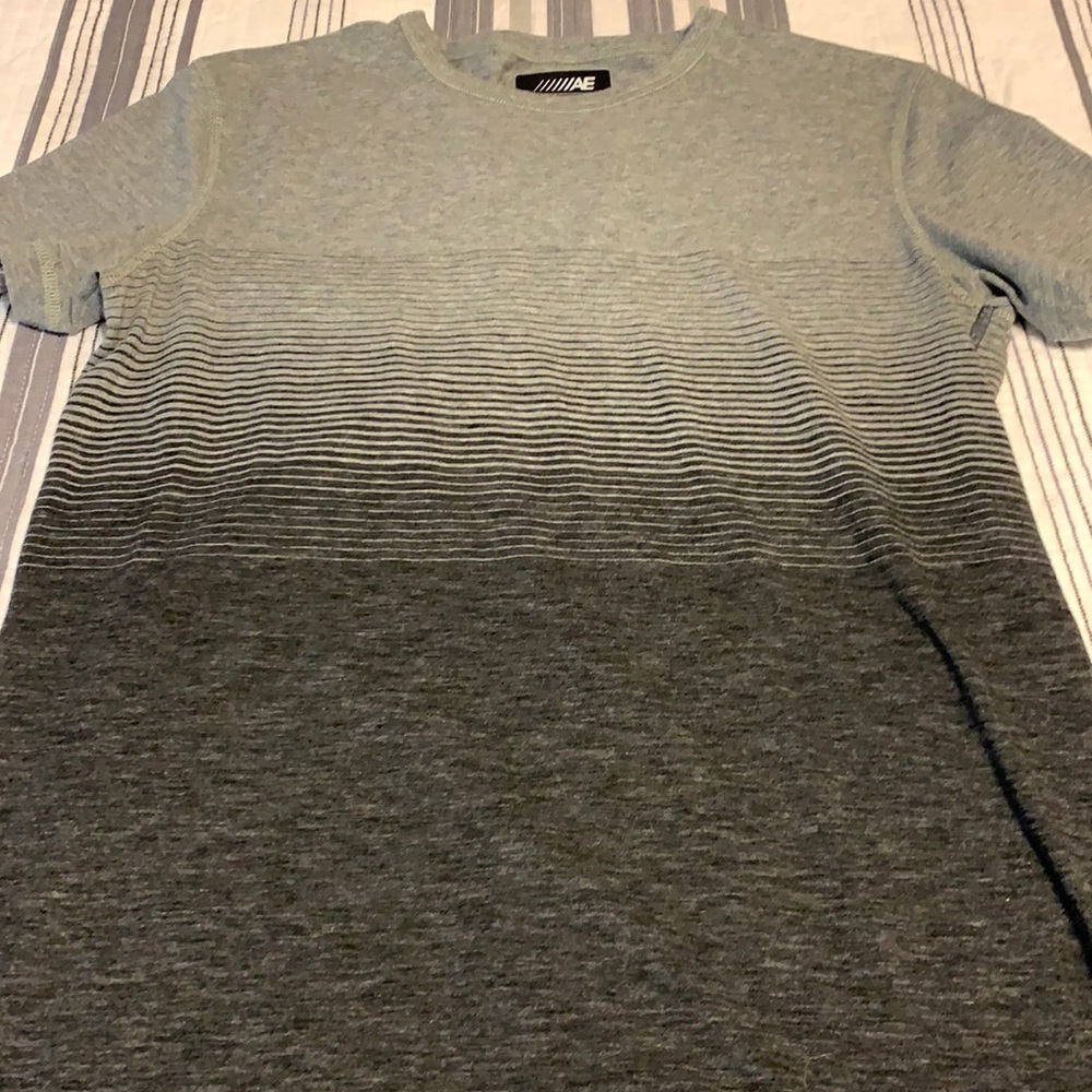 American eagle t-shirt. Crew neck size small